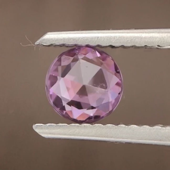 0.51ct Round Rose Cut Sapphire 0.51ct Round Rose Cut Sapphire