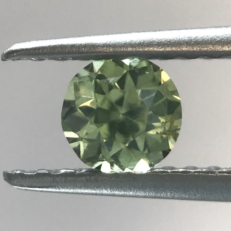 0.46ct Round Brilliant Cut Sapphire 0.46ct Round Brilliant Cut Sapphire