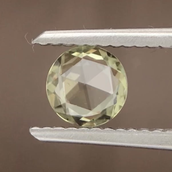 0.54ct Round Rose Cut Sapphire 0.54ct Round Rose Cut Sapphire