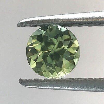0.45ct Round Brilliant Cut Sapphire 0.45ct Round Brilliant Cut Sapphire