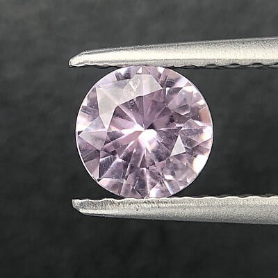 0.80ct Round Brilliant Cut Sapphire 0.80ct Round Brilliant Cut Sapphire
