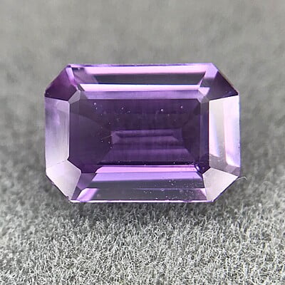 0.97ct Octagon Step Cut Sapphire 0.97ct Octagon Step Cut Sapphire