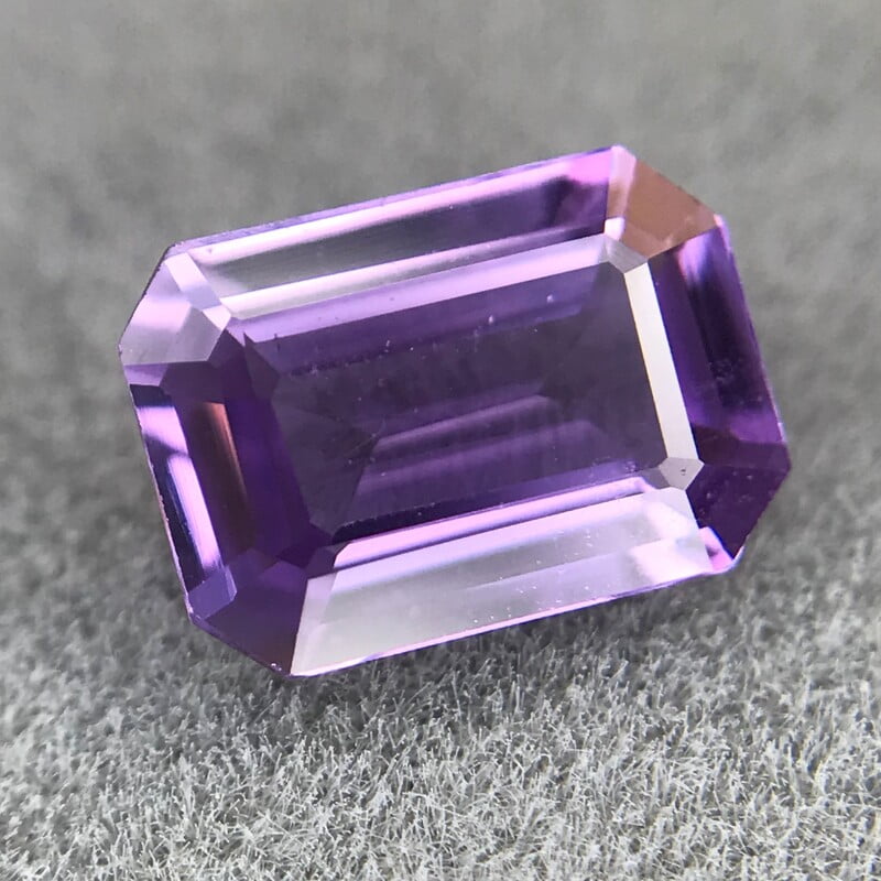 0.97ct Octagon Step Cut Sapphire 0.97ct Octagon Step Cut Sapphire