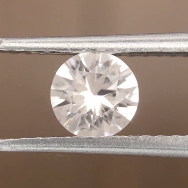 0.66ct Round Brilliant Cut Sapphire 0.66ct Round Brilliant Cut Sapphire