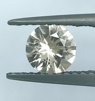 0.66ct Round Brilliant Cut Sapphire 0.66ct Round Brilliant Cut Sapphire
