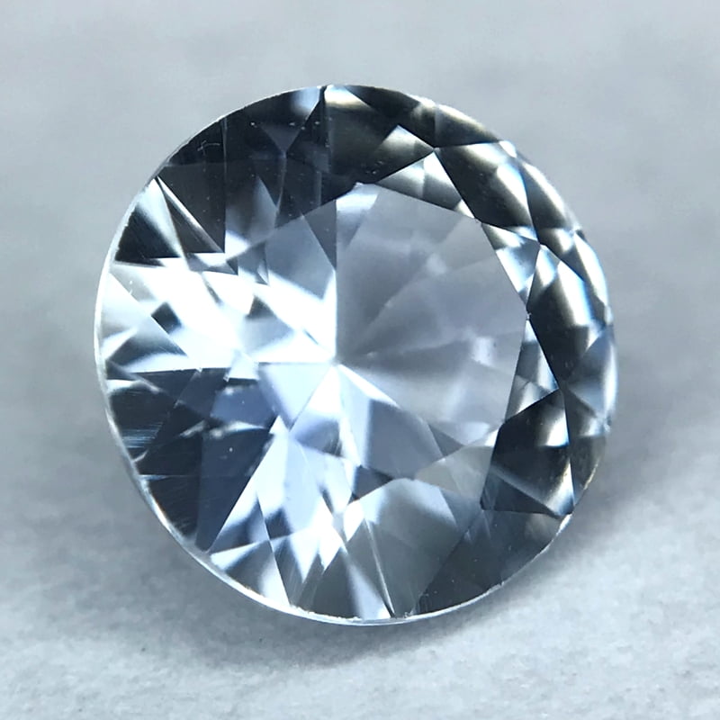 0.96ct Round Brilliant Cut Sapphire 0.96ct Round Brilliant Cut Sapphire