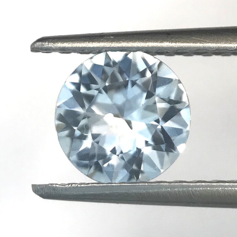 0.96ct Round Brilliant Cut Sapphire