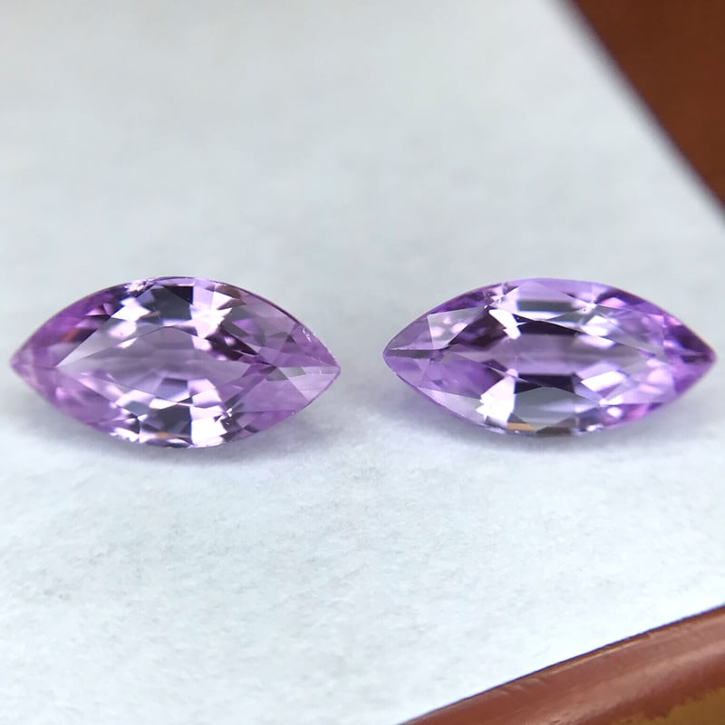 1.48tcw Mixed Cut Sapphire Pair 1.48tcw Mixed Cut Sapphire Pair