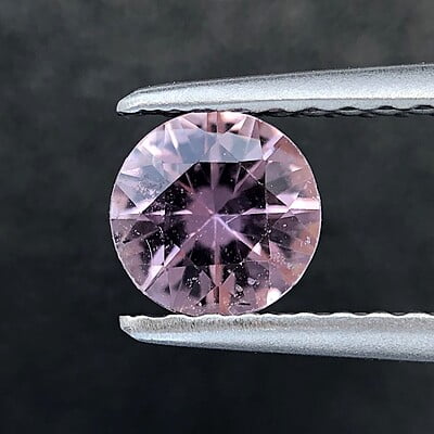 0.56ct Round Brilliant Cut Sapphire 0.56ct Round Brilliant Cut Sapphire