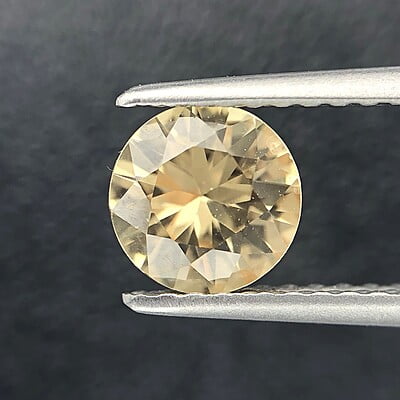 0.93ct Round Brilliant Cut Sapphire