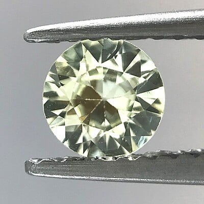 0.46ct Round Brilliant Cut Sapphire 0.46ct Round Brilliant Cut Sapphire