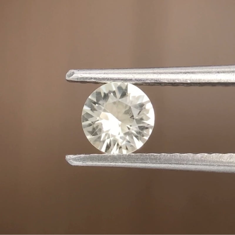 0.48ct Round Brilliant Cut Sapphire 0.48ct Round Brilliant Cut Sapphire