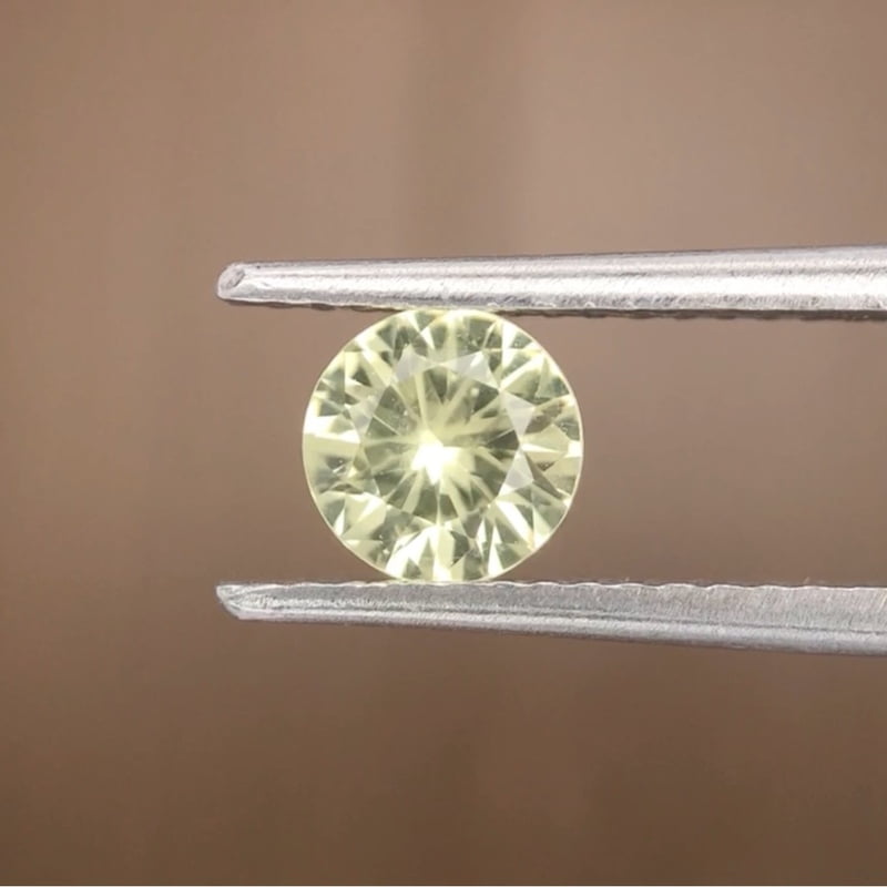 0.83ct Round Brilliant Cut Sapphire 0.83ct Round Brilliant Cut Sapphire