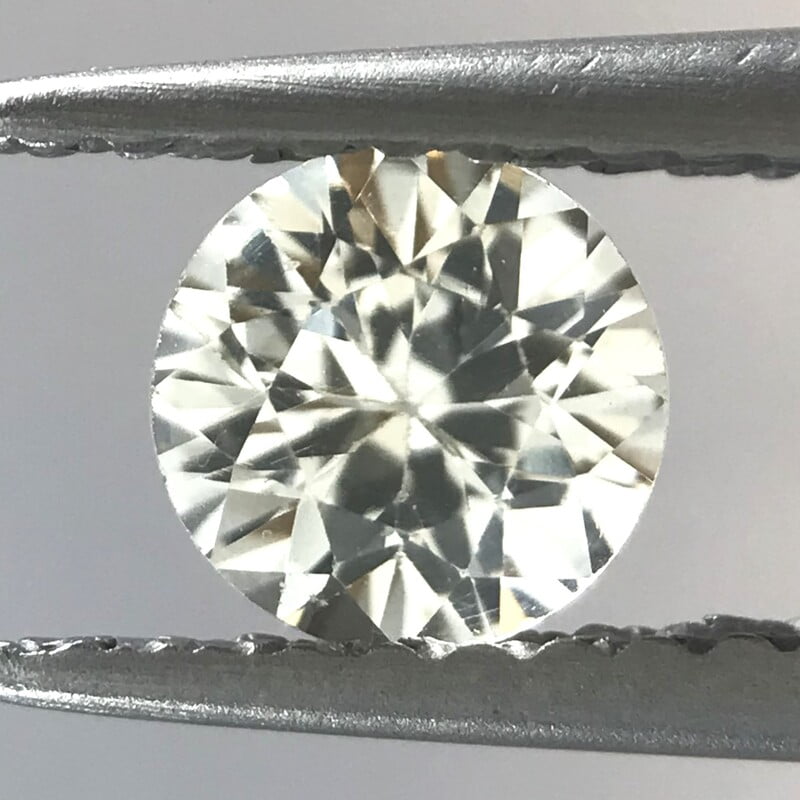 0.63ct Round Brilliant Cut Sapphire 0.63ct Round Brilliant Cut Sapphire