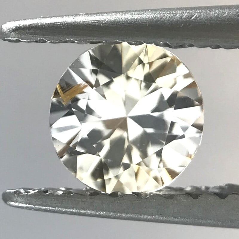 0.57ct Round Brilliant Cut Sapphire 0.57ct Round Brilliant Cut Sapphire