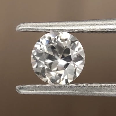 0.55ct Round Brilliant Cut Sapphire 0.55ct Round Brilliant Cut Sapphire