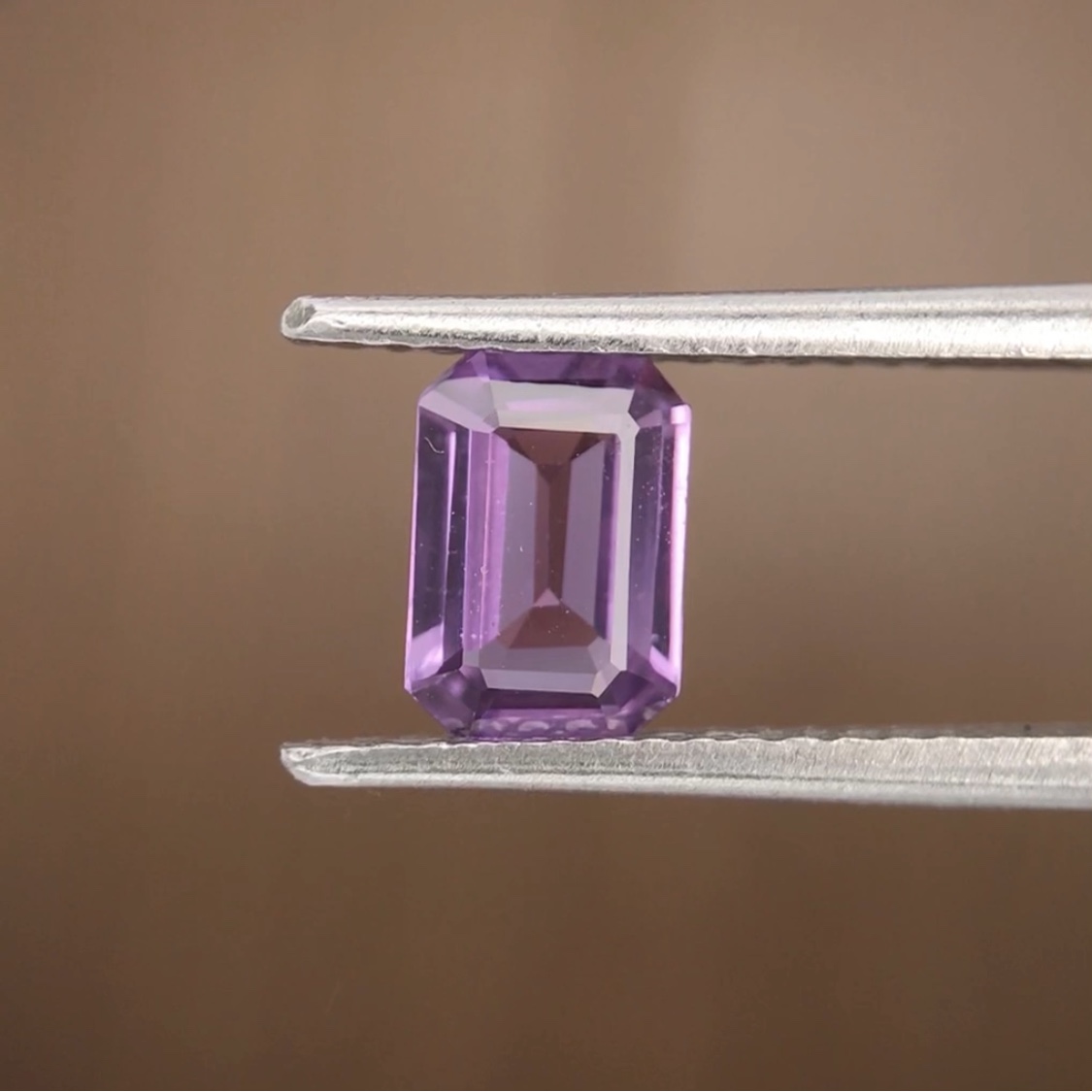 0.97ct Octagon Step Cut Sapphire 0.97ct Octagon Step Cut Sapphire