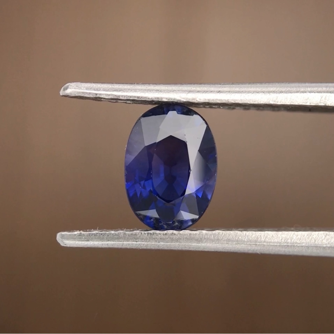 0.94ct Oval Mixed Cut Sapphire 0.94ct Oval Mixed Cut Sapphire