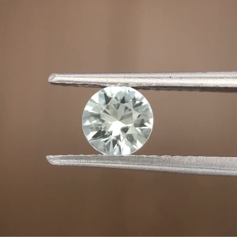 0.80ct Round Brilliant Cut Sapphire 0.80ct Round Brilliant Cut Sapphire