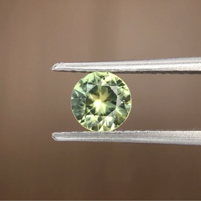 0.72ct Round Brilliant Cut Sapphire 0.72ct Round Brilliant Cut Sapphire