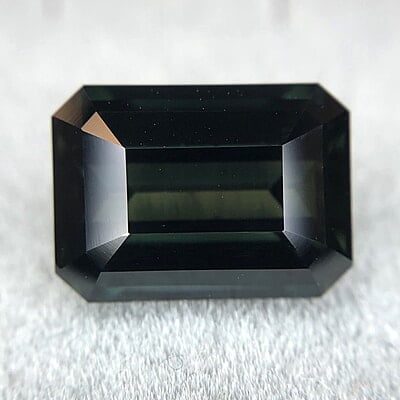 4.91ct Octagon Step Cut Sapphire 4.91ct Octagon Step Cut Sapphire