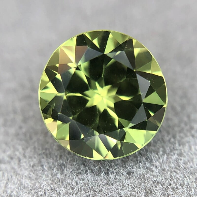 1.09ct Round Brilliant Cut Sapphire 1.09ct Round Brilliant Cut Sapphire