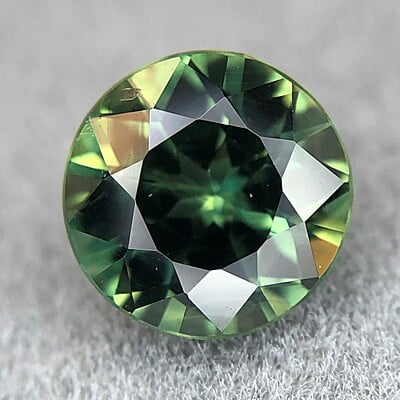 1.05ct Round Brilliant Cut Sapphire