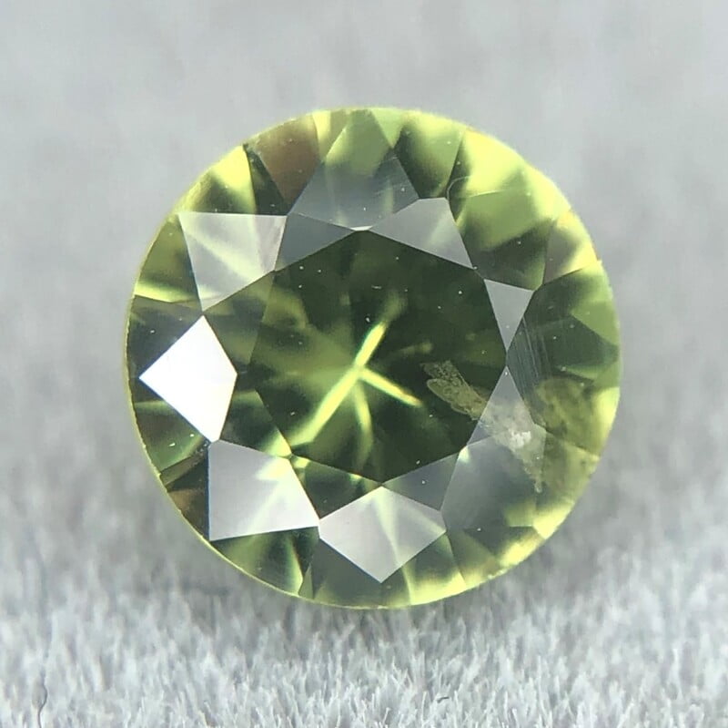 0.61ct Round Brilliant Cut Sapphire 0.61ct Round Brilliant Cut Sapphire
