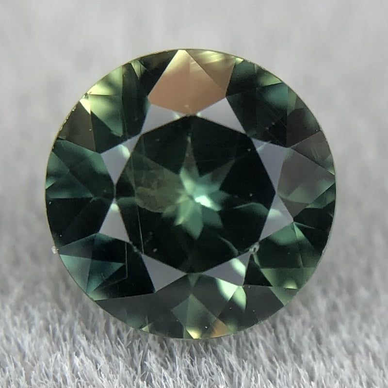 0.71ct Round Brilliant Cut Sapphire 0.71ct Round Brilliant Cut Sapphire