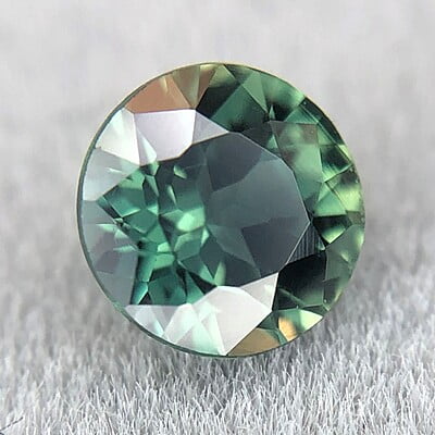 0.62ct Round Brilliant Cut Sapphire