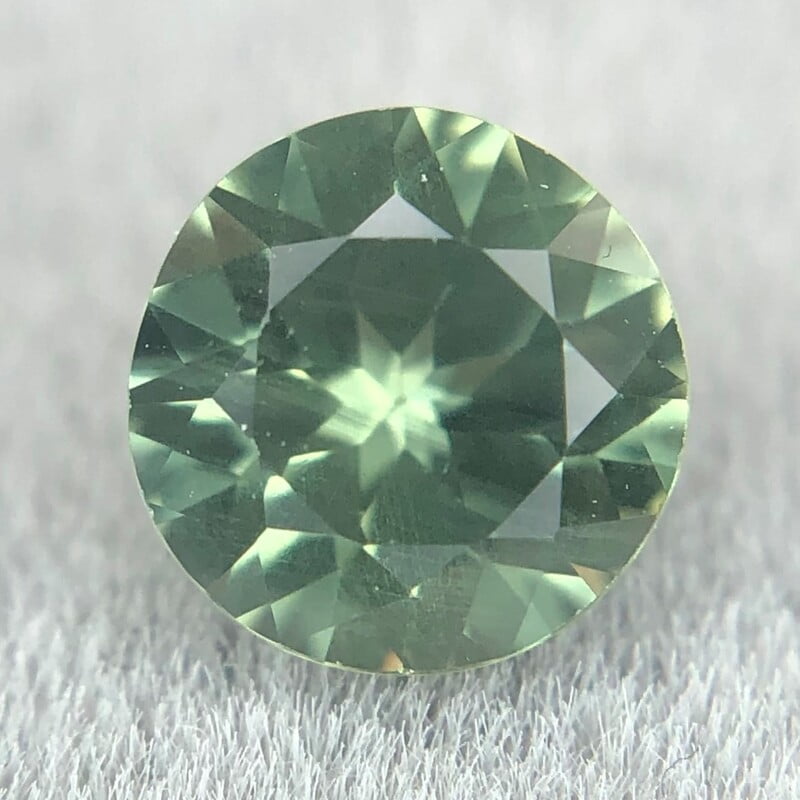 0.62ct Round Brilliant Cut Sapphire 0.62ct Round Brilliant Cut Sapphire