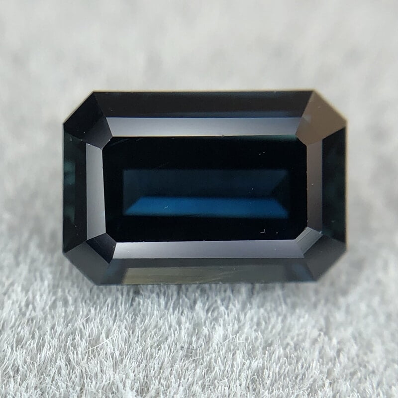 1.40ct Octagon Step Cut Sapphire 1.40ct Octagon Step Cut Sapphire