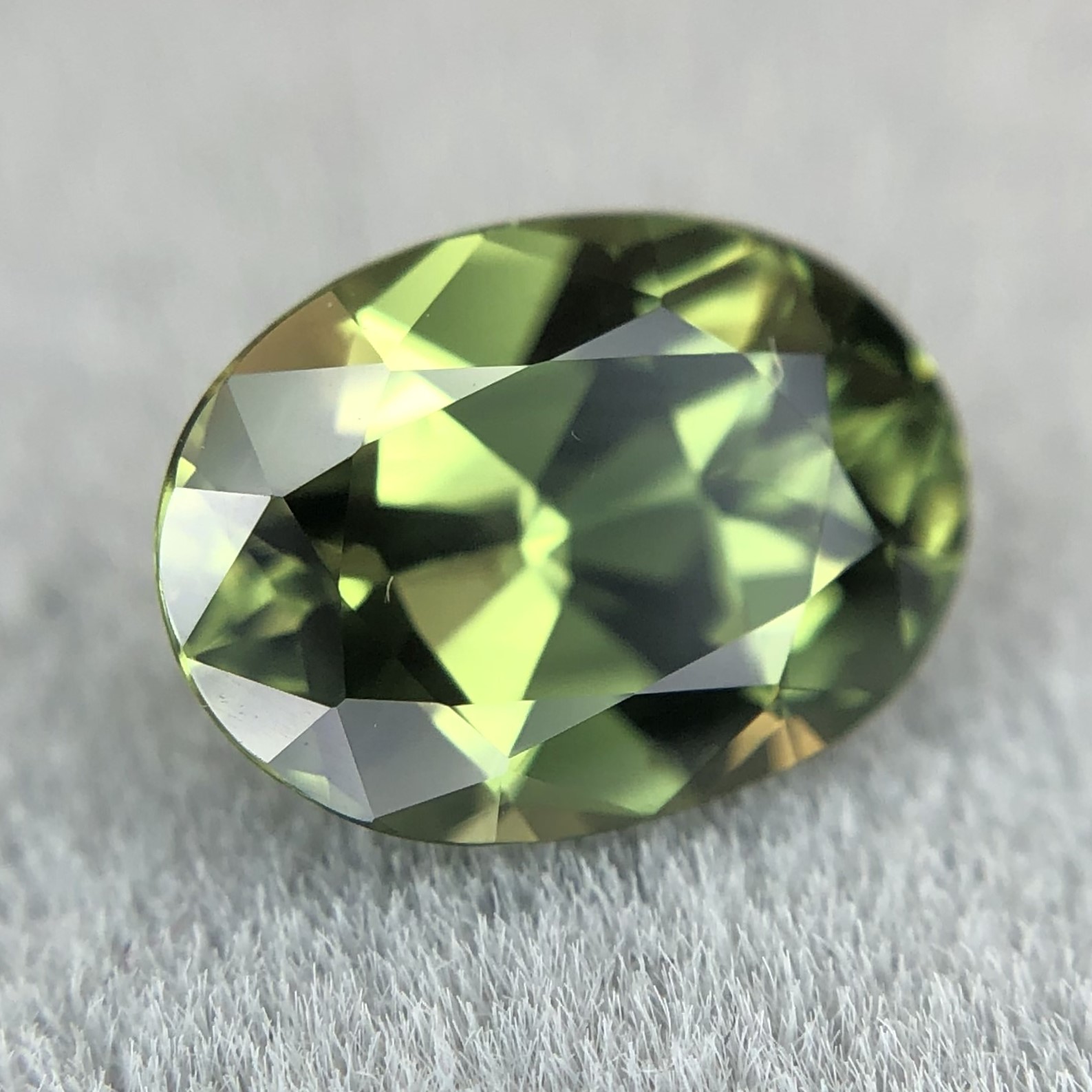1.46ct Oval Mixed Cut Sapphire 1.46ct Oval Mixed Cut Sapphire