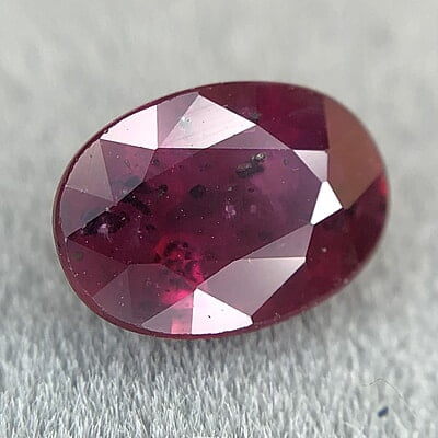 1.05ct Oval Mixed Cut Ruby 1.05ct Oval Mixed Cut Ruby