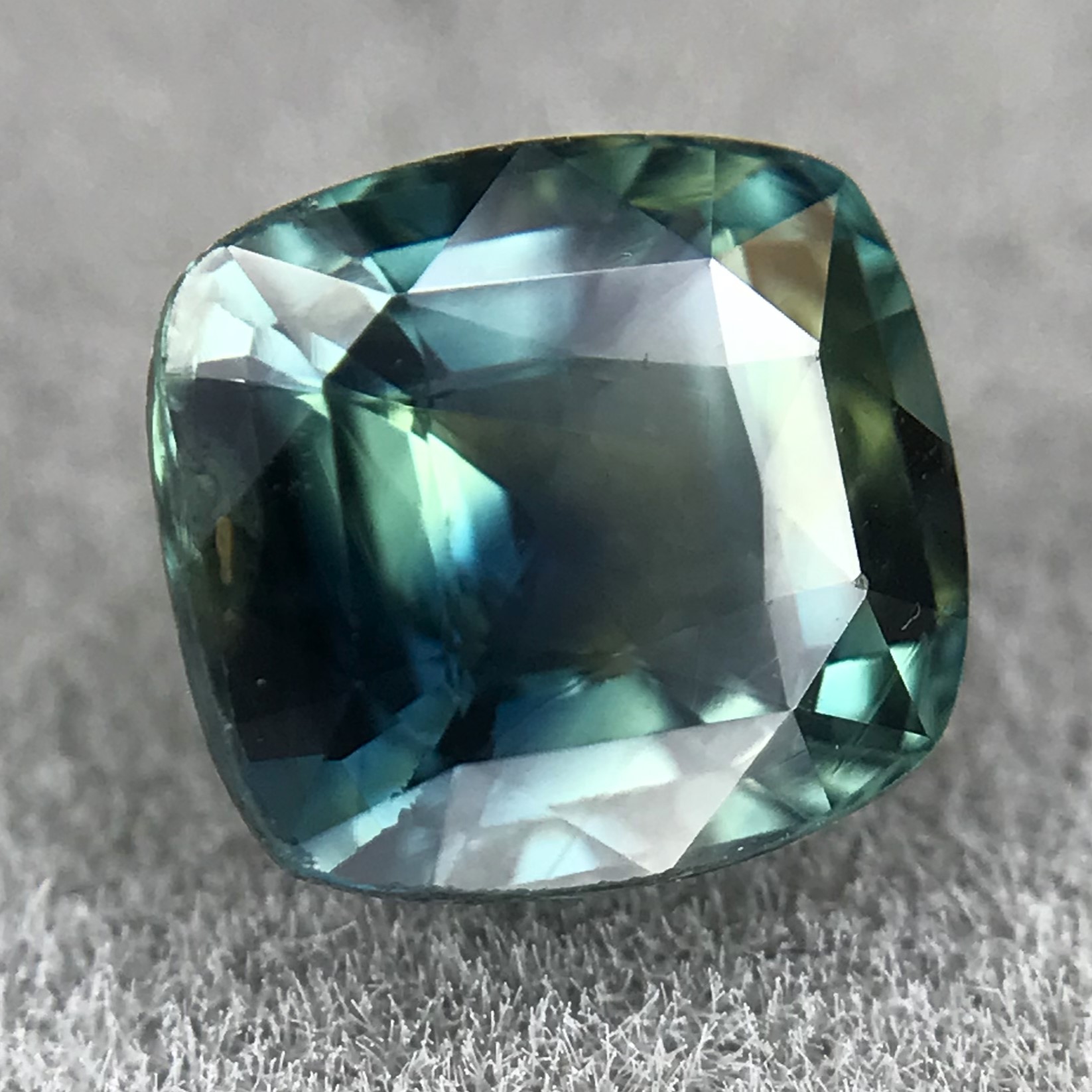 1.07ct Cushion Mixed Cut Sapphire 1.07ct Cushion Mixed Cut Sapphire