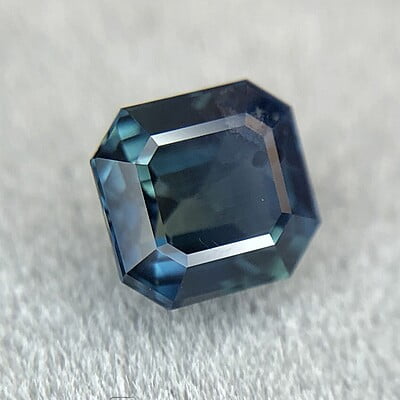1.06ct Radiant Brilliant Cut Sapphire 1.06ct Radiant Brilliant Cut Sapphire