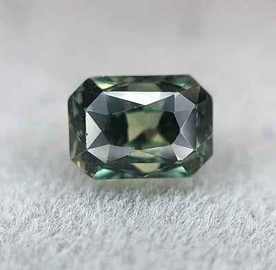 1.21ct Radiant Brilliant Cut Sapphire 1.21ct Radiant Brilliant Cut Sapphire