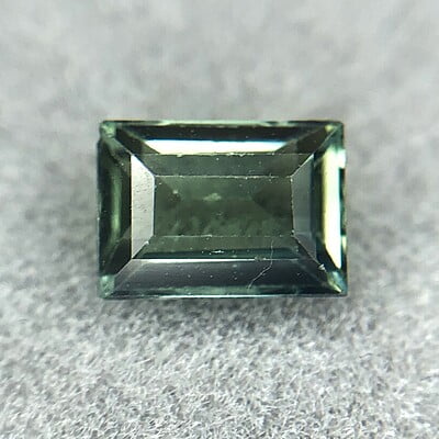0.63ct Baguette Step Cut Sapphire 0.63ct Baguette Step Cut Sapphire