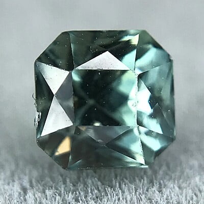 0.72ct Radiant Brilliant Cut Sapphire 0.72ct Radiant Brilliant Cut Sapphire