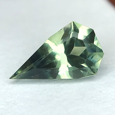 0.67ct Fancy Step Cut Sapphire 0.67ct Fancy Step Cut Sapphire
