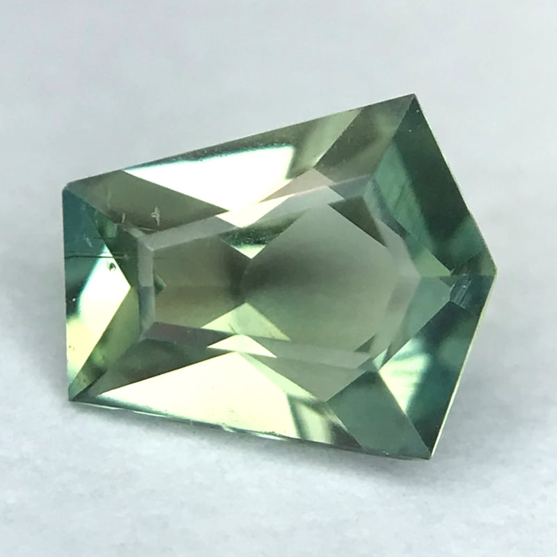 0.43ct Fancy Step Cut Sapphire 0.43ct Fancy Step Cut Sapphire