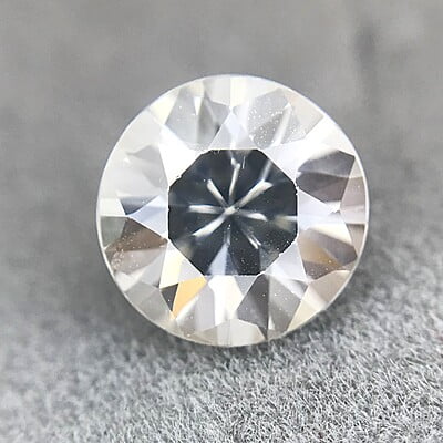 1.56ct Round Brilliant Cut Sapphire 1.56ct Round Brilliant Cut Sapphire
