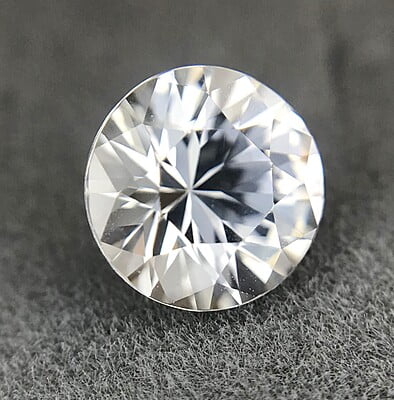 1.56ct Round Brilliant Cut Sapphire 1.56ct Round Brilliant Cut Sapphire