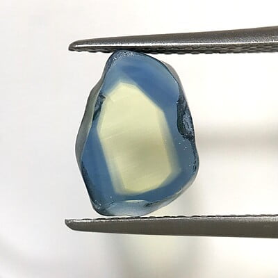 2.06ct Free Form Flat Sapphire