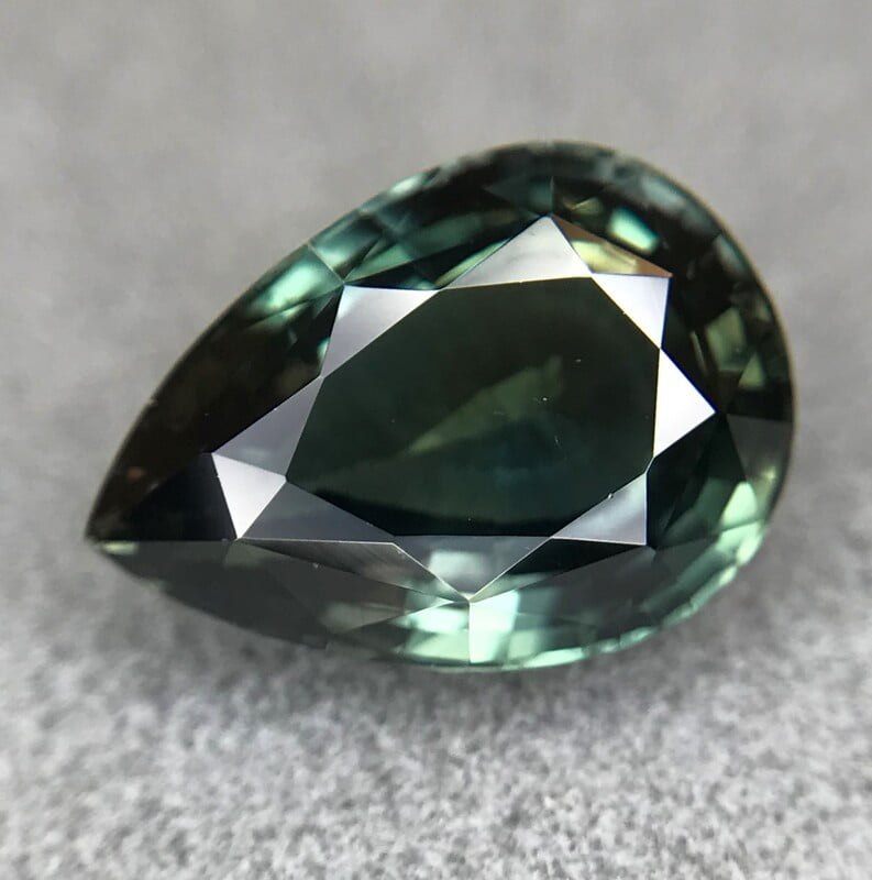 2.28ct Pear Mixed Cut Sapphire 2.28ct Pear Mixed Cut Sapphire