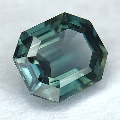 0.80ct Octagon Step Cut Sapphire 0.80ct Octagon Step Cut Sapphire
