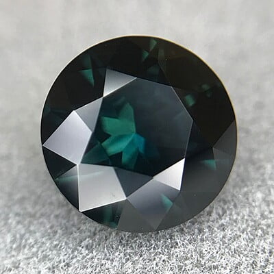 1.72ct Round Brilliant Cut Sapphire 1.72ct Round Brilliant Cut Sapphire