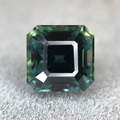 1.70ct Octagon Step Cut Sapphire 1.70ct Octagon Step Cut Sapphire
