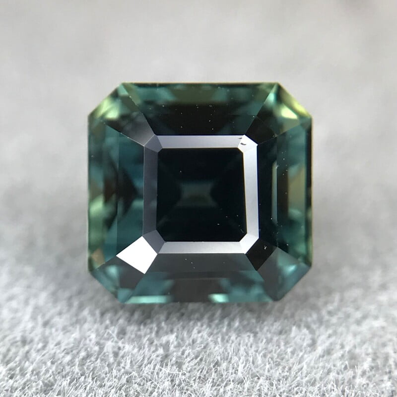 1.70ct Octagon Step Cut Sapphire 1.70ct Octagon Step Cut Sapphire
