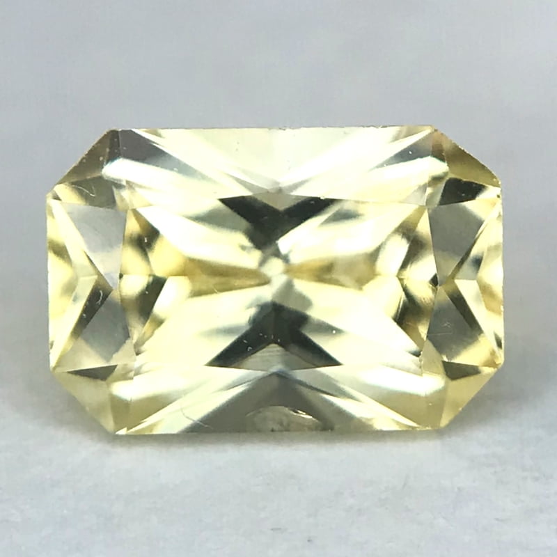 0.63ct Radiant Brilliant Cut Sapphire 0.63ct Radiant Brilliant Cut Sapphire
